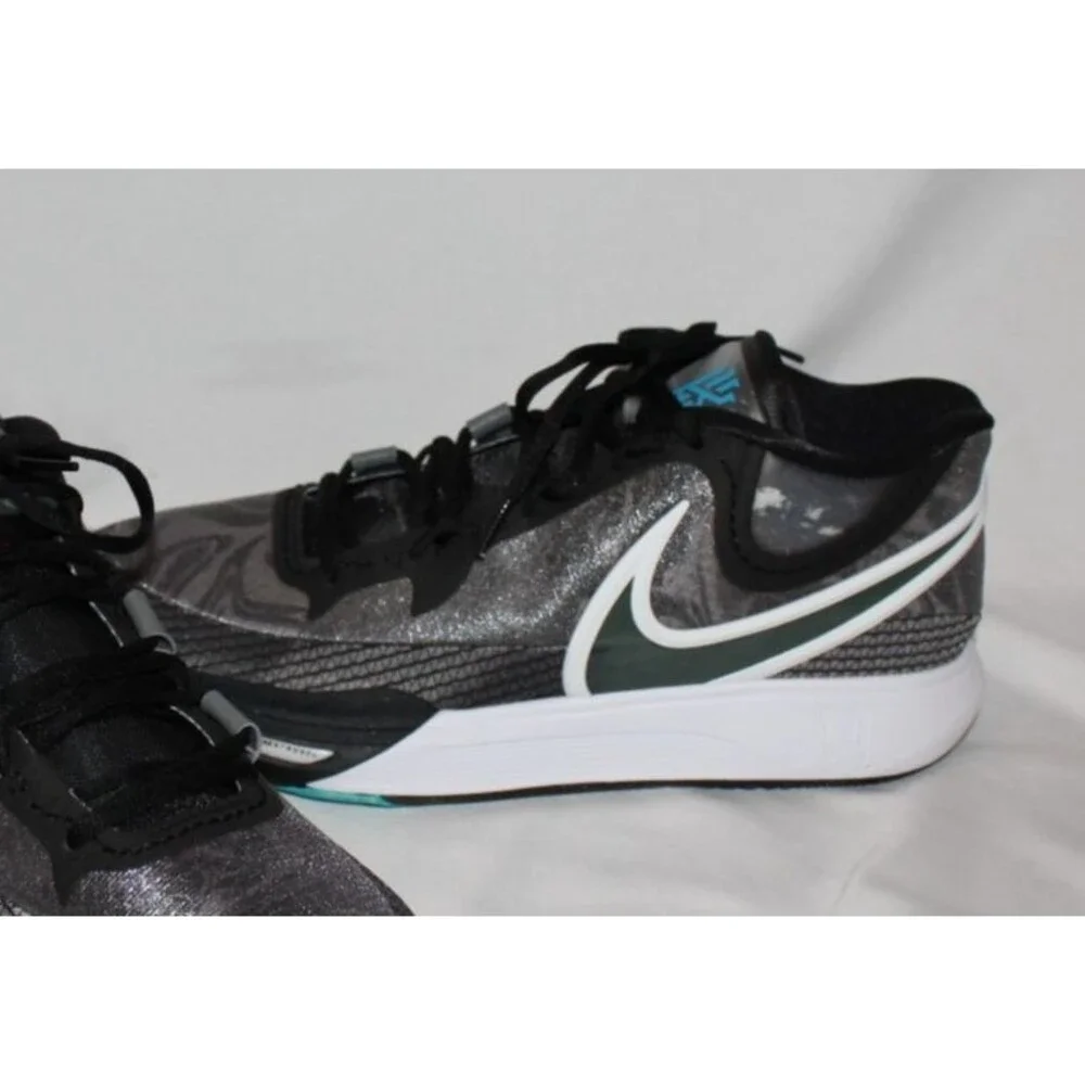 NIKR‎ MEN'S KYRIE 8 BLACK MERCURY BASKETBALL SNEAKERS NIB SZ 13